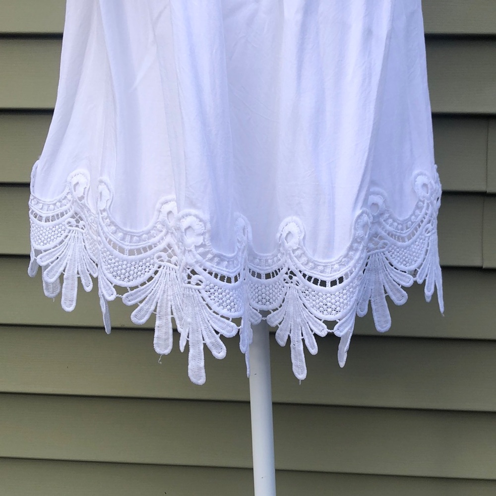 White Lace Off-Shoulder Top - Picture 5 of 8